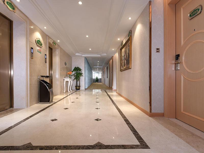 Vienna Hotel Shenzhen Fuyong Village Fenghuangwei Exterior foto